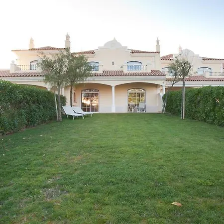 Casa vacanze Moradia Geminada Com 2 Quartos Quinta Do *
